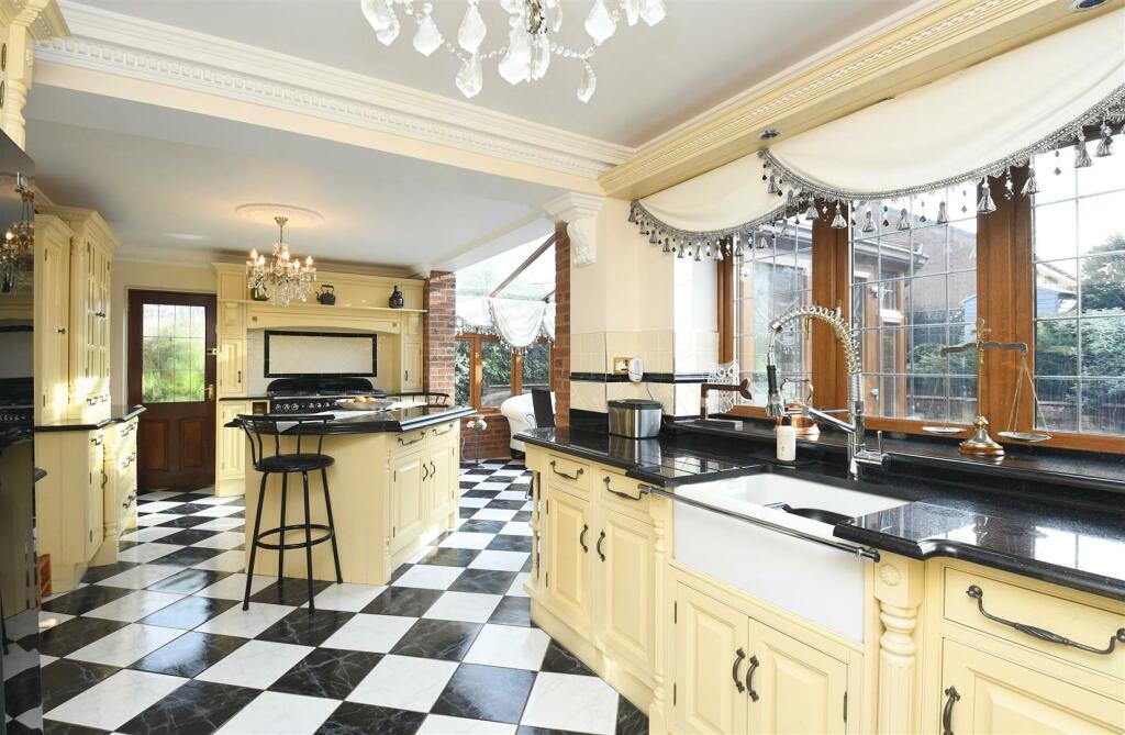 Additional property image - Tanglewood, Chestnut Lane, Clifton Campville, B79