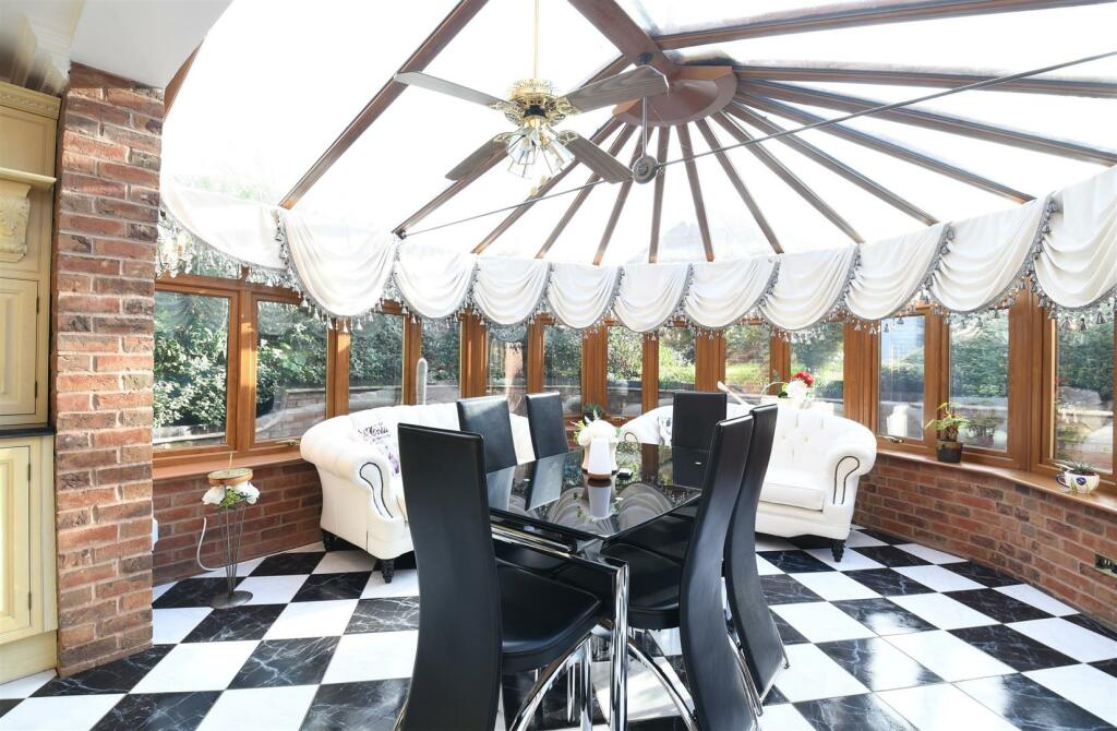 Additional property image - Tanglewood, Chestnut Lane, Clifton Campville, B79