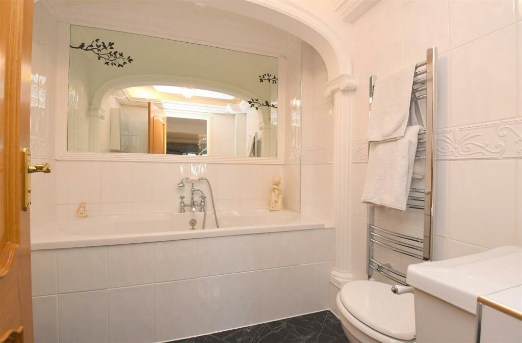Additional property image - Tanglewood, Chestnut Lane, Clifton Campville, B79