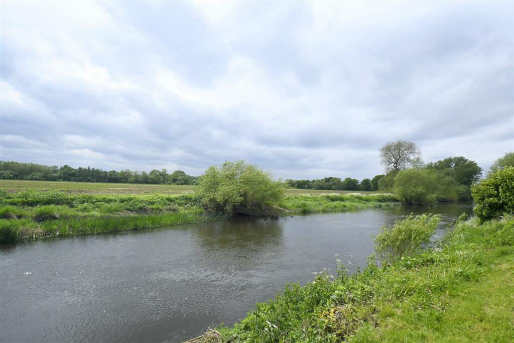 Additional property image - Waters Edge, The Osiers, Elford, B79