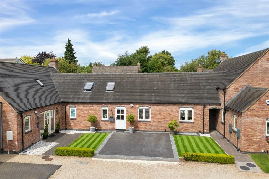 3 bedroom barn conversion for sale in The Tanyard, Mill Lane, Hammerwich, WS7