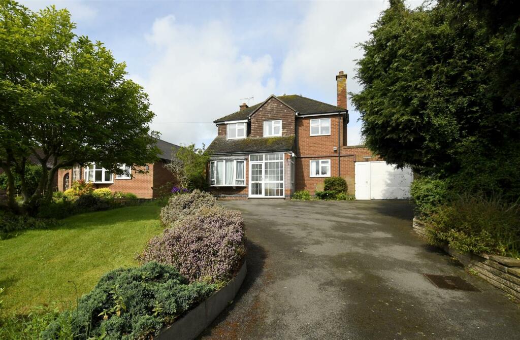3 bedroom detached house for sale in Ferndale, Dunstall Road, Barton