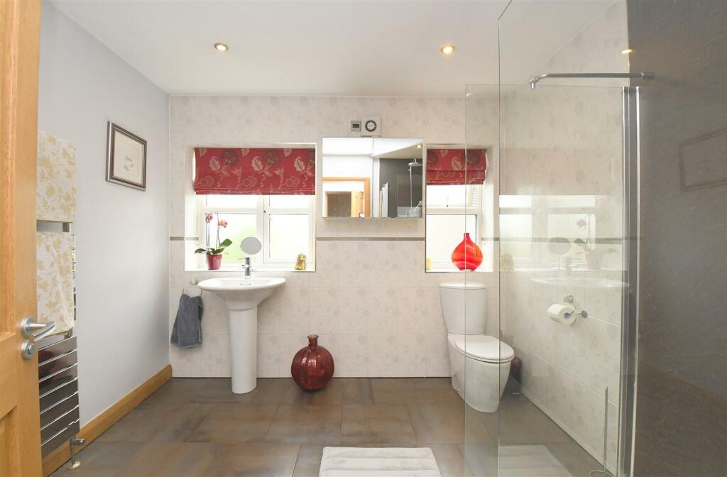 Additional property image - Oak Tree House, Scotland Lane, Harlaston, B79