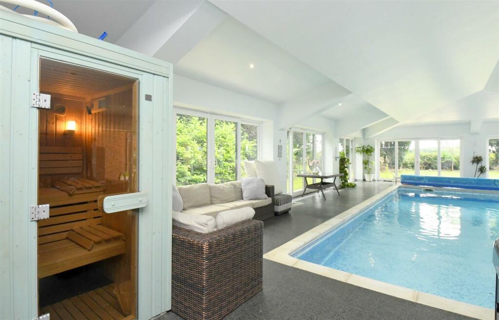 Additional property image - Oak Tree House, Scotland Lane, Harlaston, B79