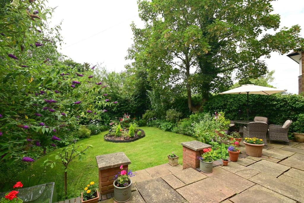Additional property image - Mulberry Cottage, Coton Road, Walton on Trent, DE12