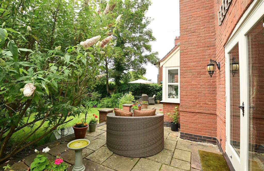 Additional property image - Mulberry Cottage, Coton Road, Walton on Trent, DE12