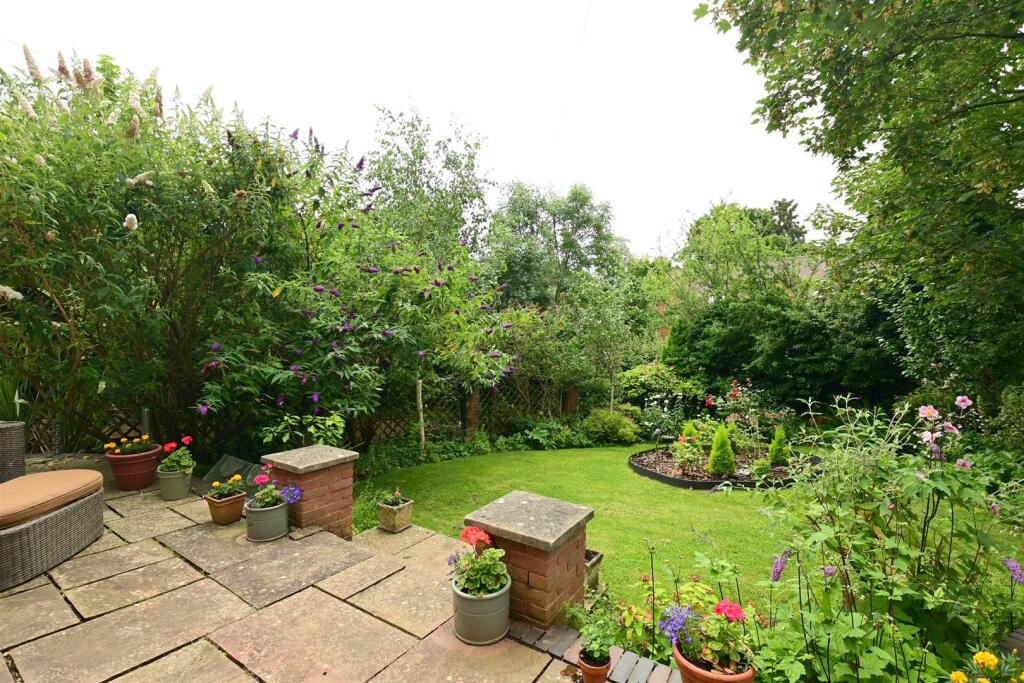 Additional property image - Mulberry Cottage, Coton Road, Walton on Trent, DE12