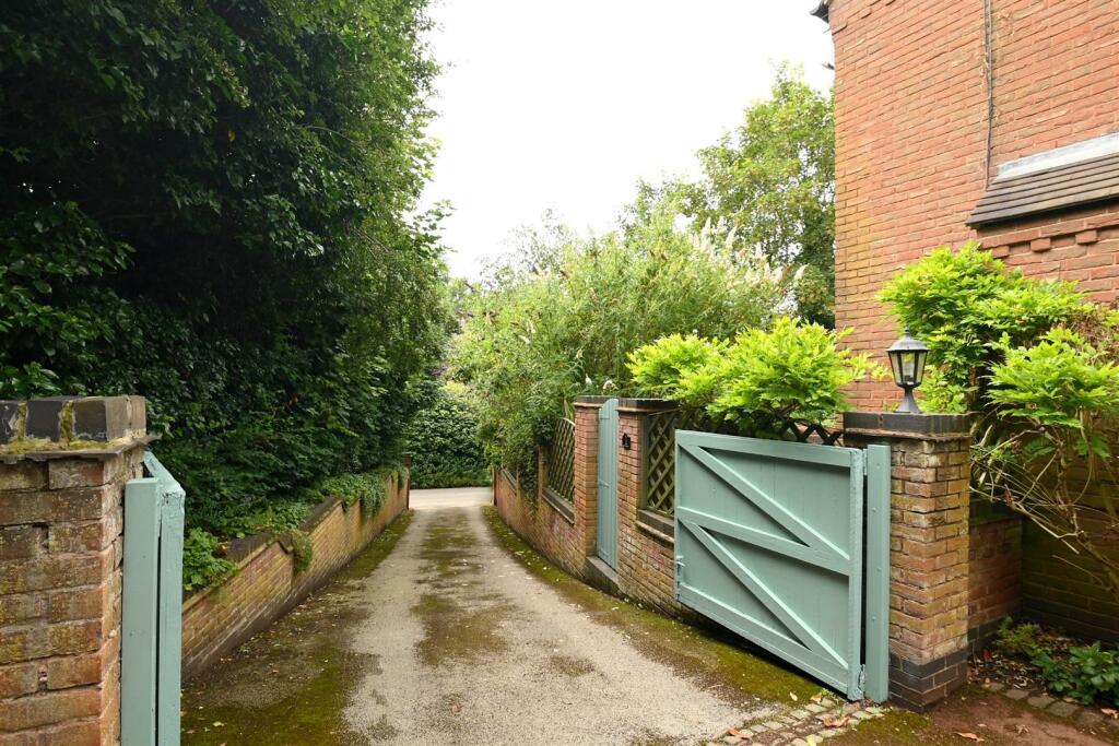 Additional property image - Mulberry Cottage, Coton Road, Walton on Trent, DE12