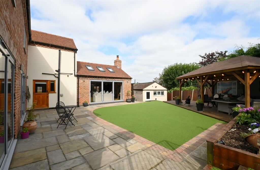 Additional property image - Holly Cottage, Main Street, Clifton Campville, B79