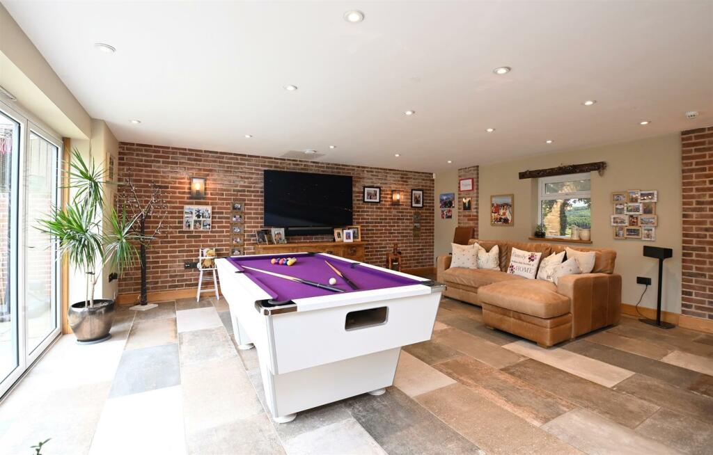 Additional property image - Holly Cottage, Main Street, Clifton Campville, B79