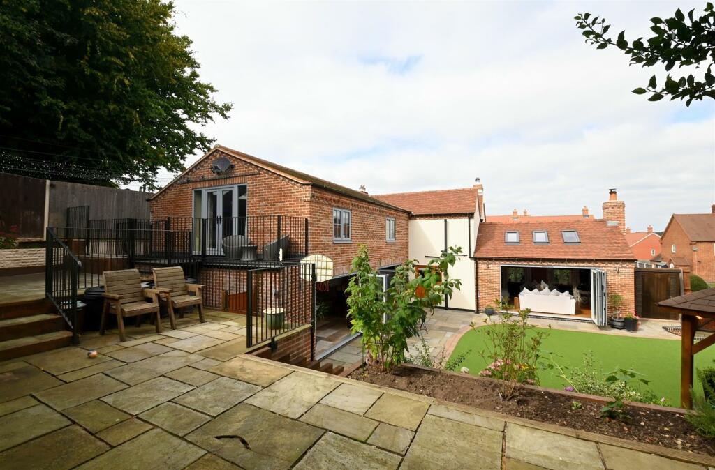 Additional property image - Holly Cottage, Main Street, Clifton Campville, B79