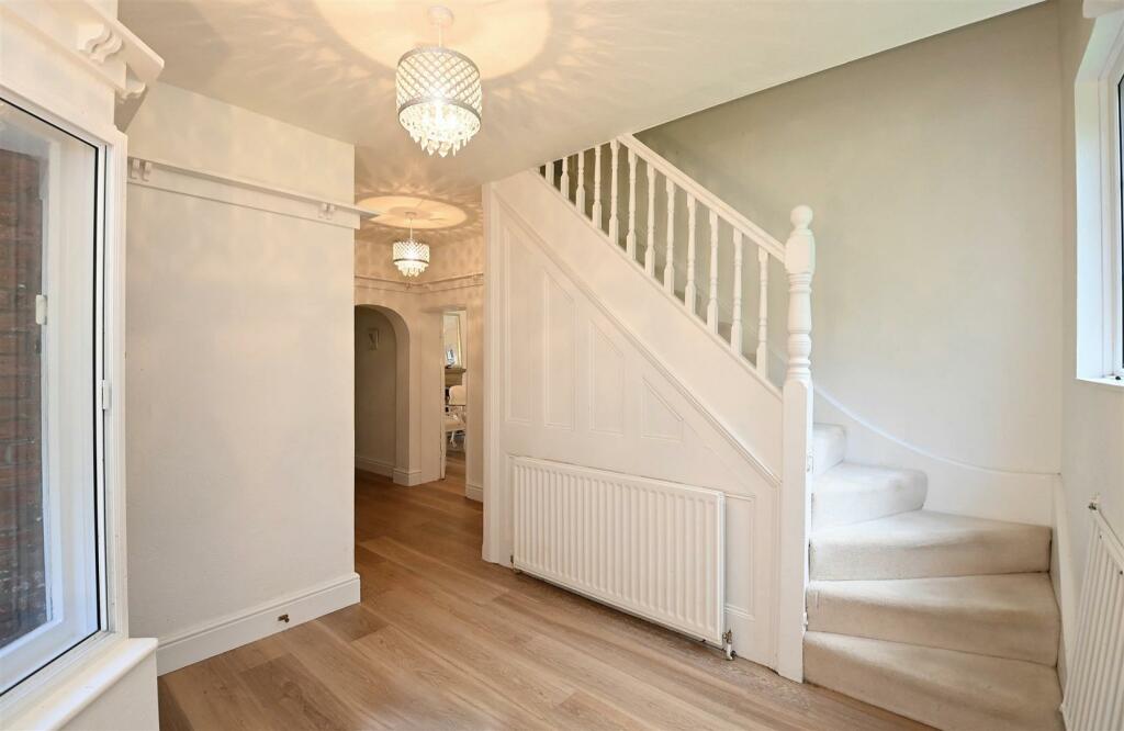 Additional property image - Lawnbank House, Wychnor, DE13
