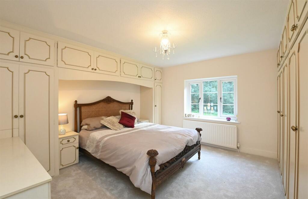 Additional property image - Lawnbank House, Wychnor, DE13