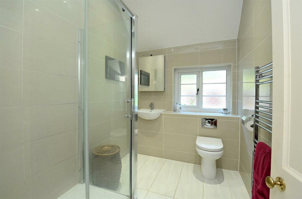 Additional property image - Lawnbank House, Wychnor, DE13