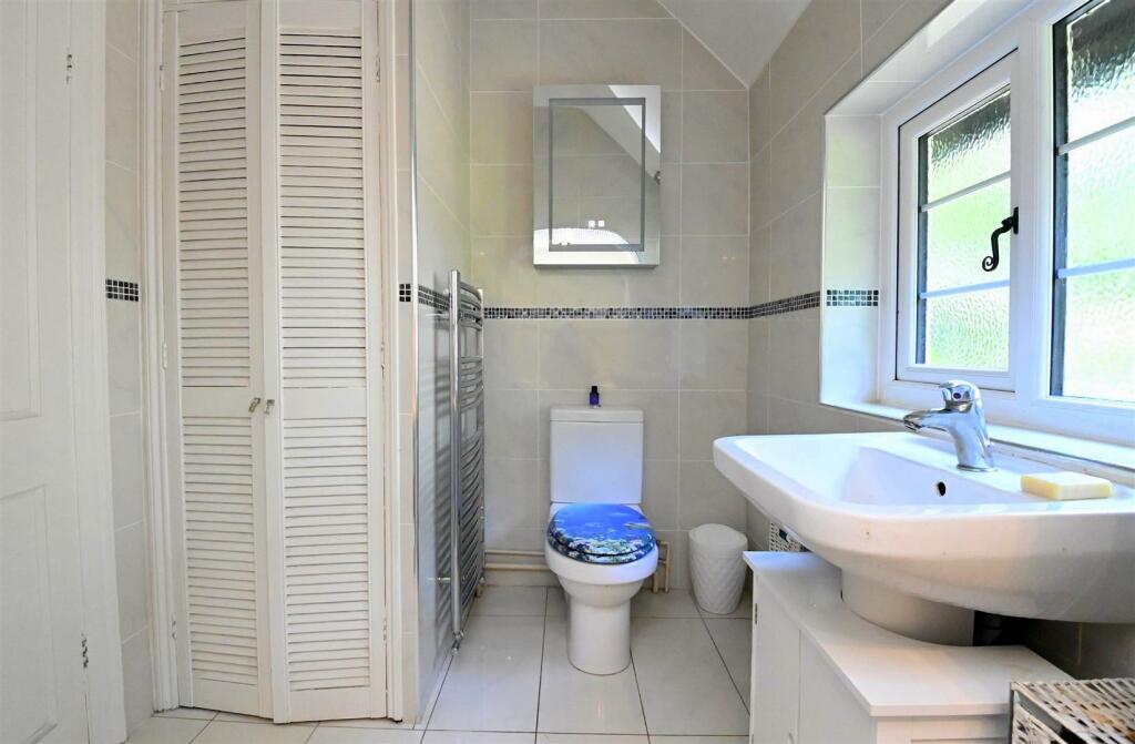Additional property image - Lawnbank House, Wychnor, DE13