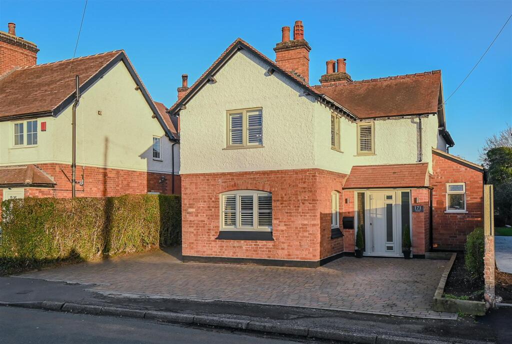 Main image of property: Westfield Cottage, Efflinch Lane, Barton under Needwood, DE13