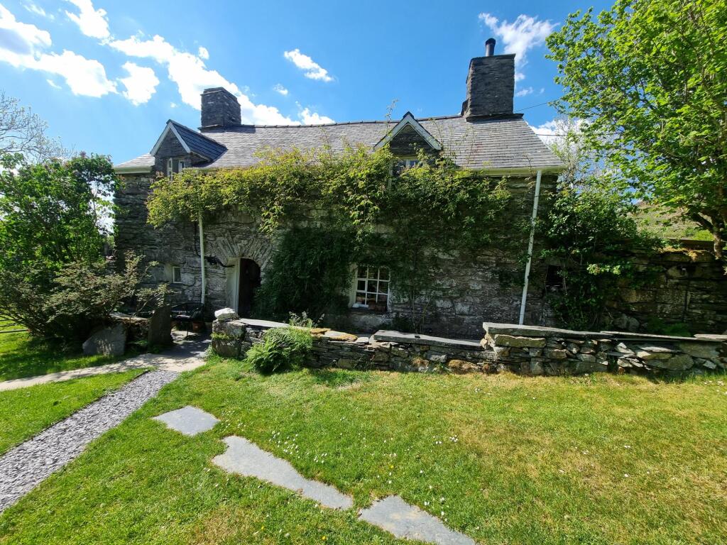 Main image of property: Cwm Cynfal, Blaenau Ffestiniog