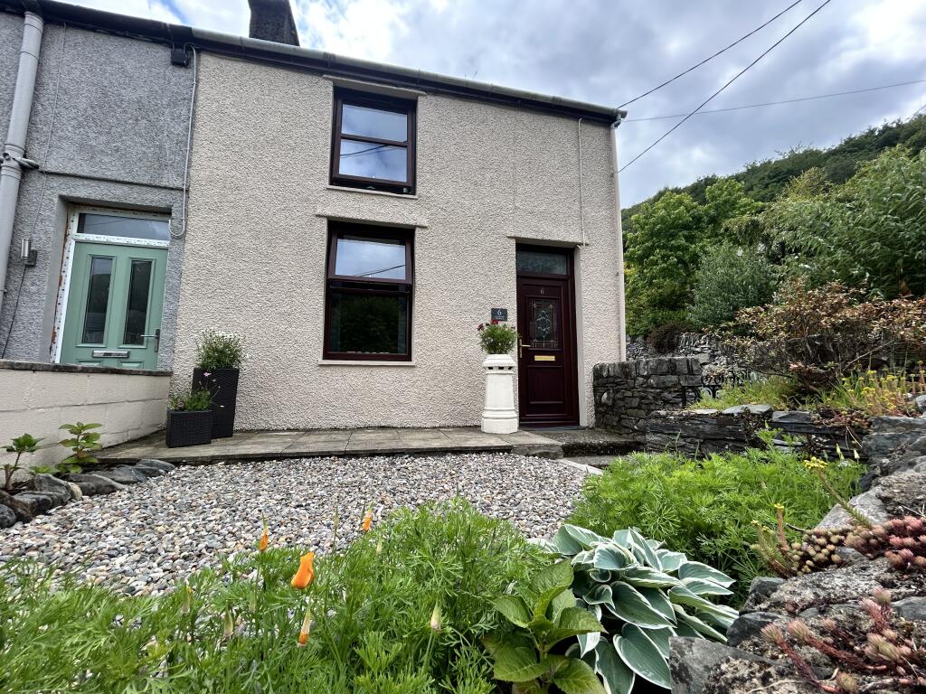 Main image of property: London Terrace, Prenteg