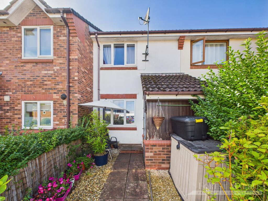 Main image of property: Primrose Close, Gillingham