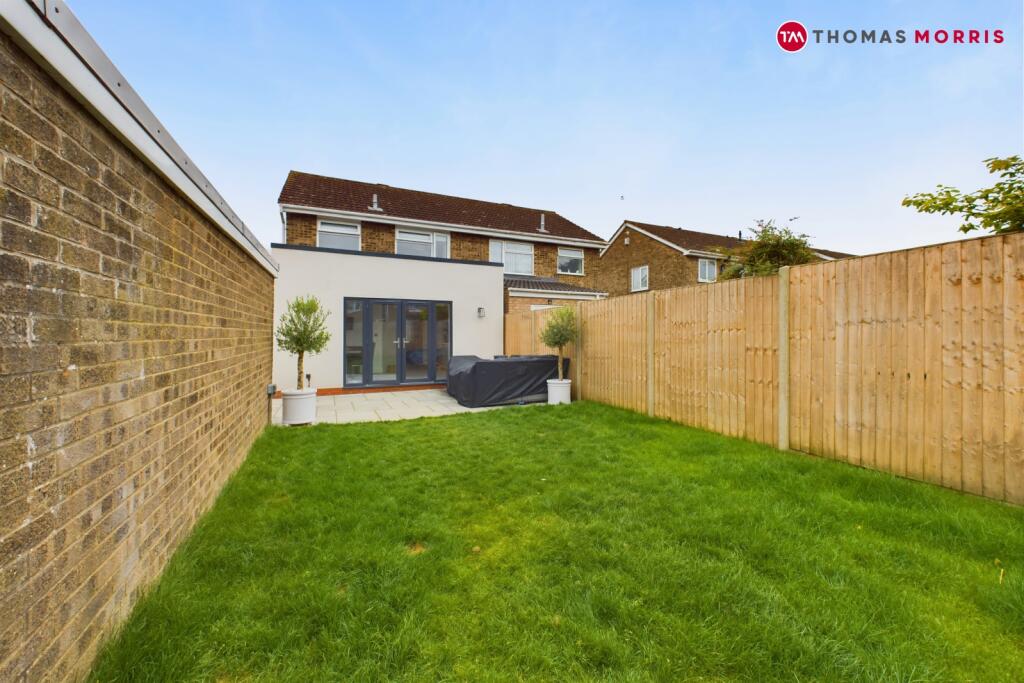 3 bedroom semidetached house for sale in Deerpark Road, Sawtry