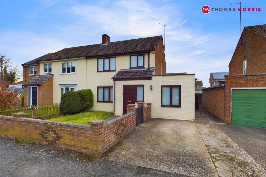 3 bedroom semidetached house for sale in Fairey Avenue, Godmanchester