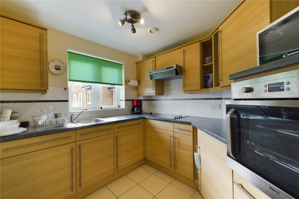 1 bedroom apartment for sale in Goodes Court, Royston, Hertfordshire, SG8