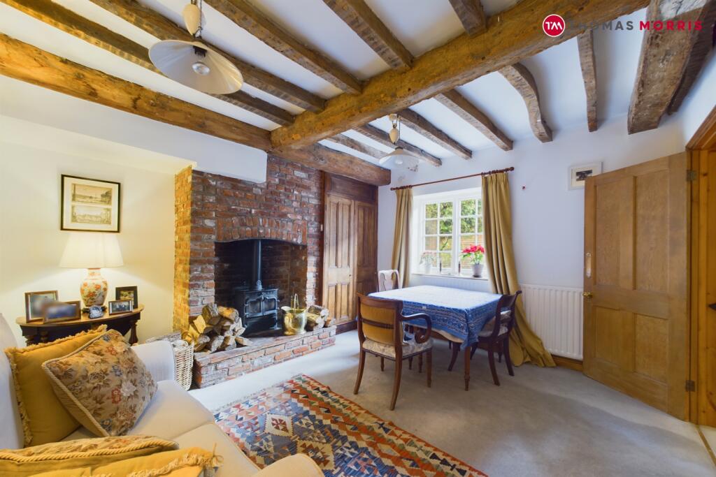 2 bedroom terraced house for sale in Upper King Street, Royston