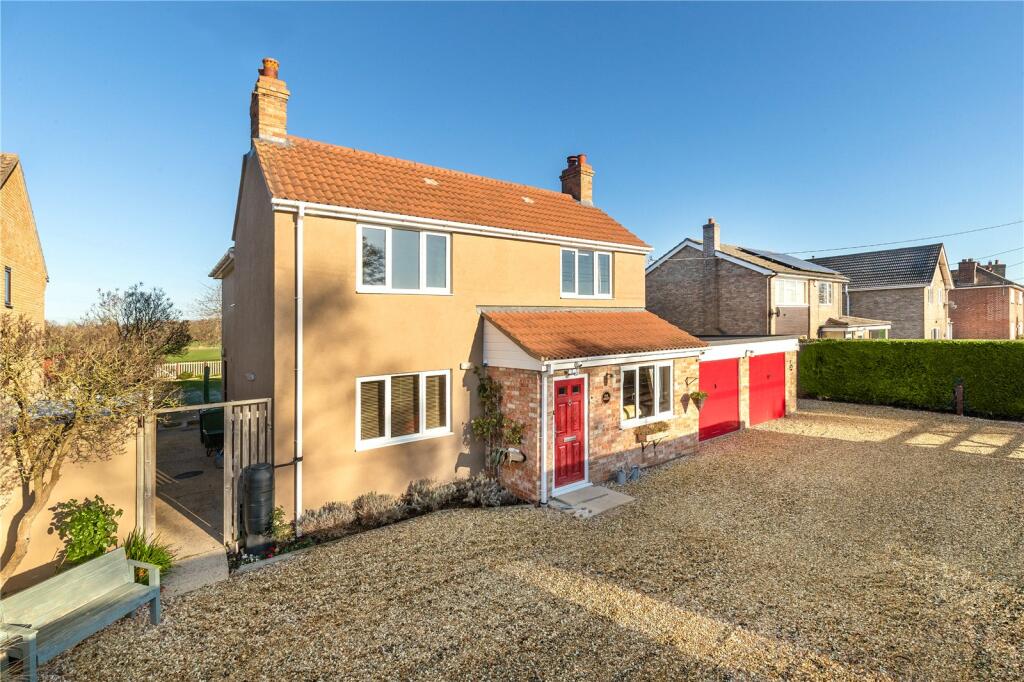 4 bedroom detached house for sale in High Street, Pidley, Huntingdon