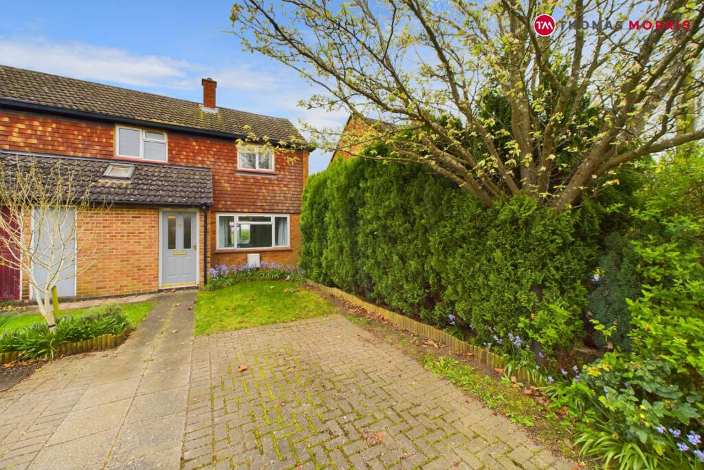 2 bedroom end of terrace house for sale in Bath Crescent, Wyton