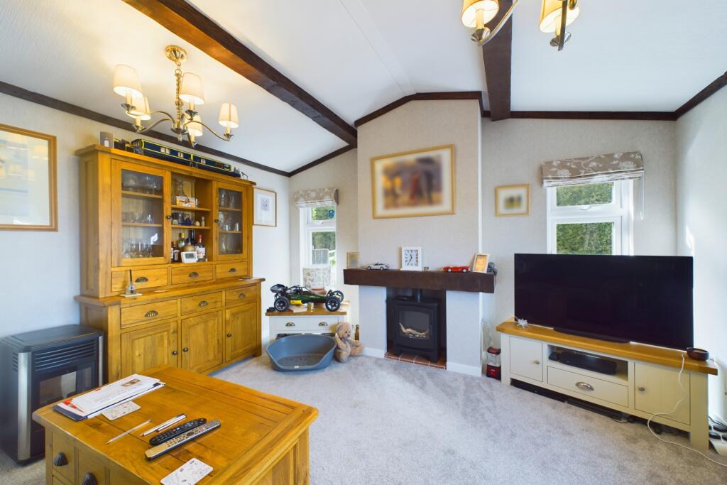 2 bedroom detached house for sale in Constellation Mobile Home Park, Elsworth, Cambridge