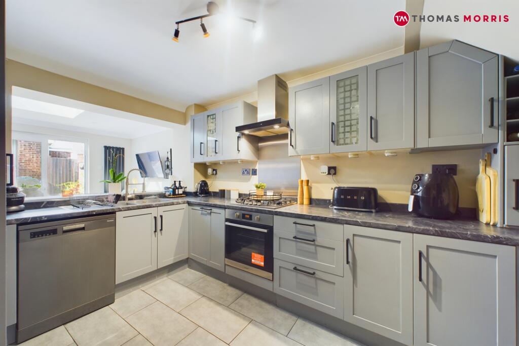Additional property image - Oatlands Avenue, Bar Hill, Cambridge, Cambridgeshire, CB23