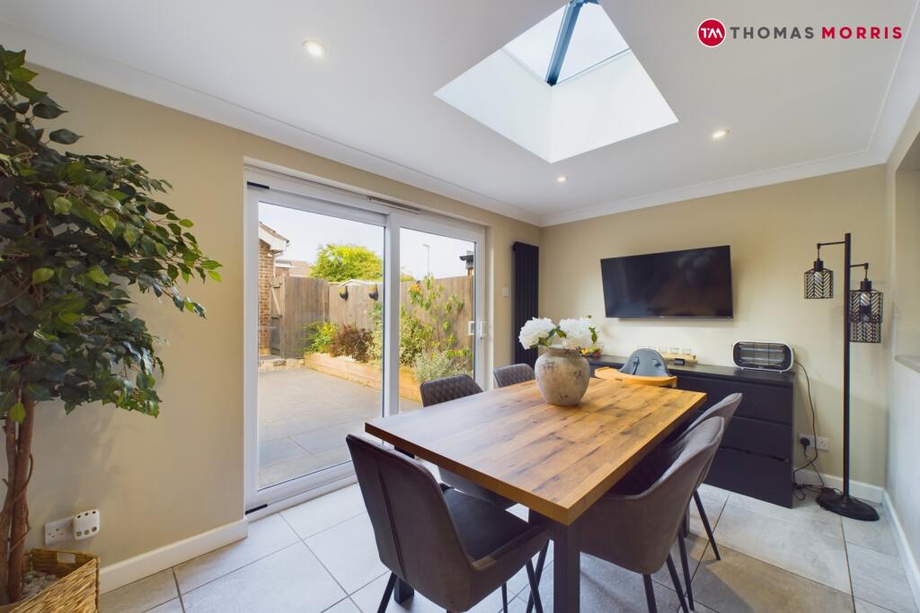 Additional property image - Oatlands Avenue, Bar Hill, Cambridge, Cambridgeshire, CB23