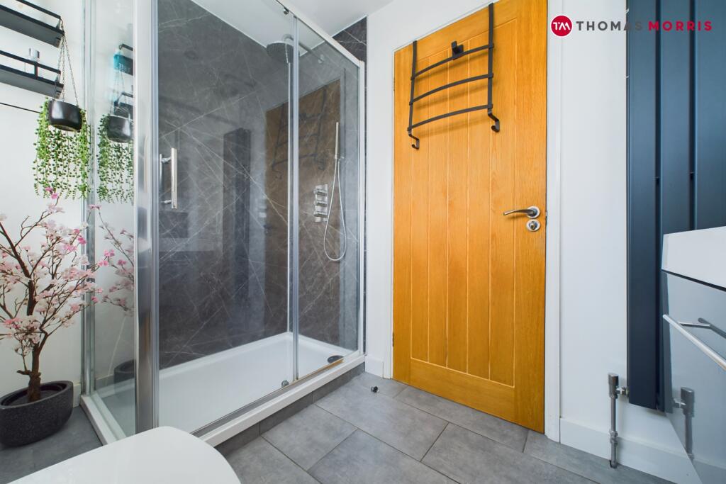 Additional property image - Oatlands Avenue, Bar Hill, Cambridge, Cambridgeshire, CB23