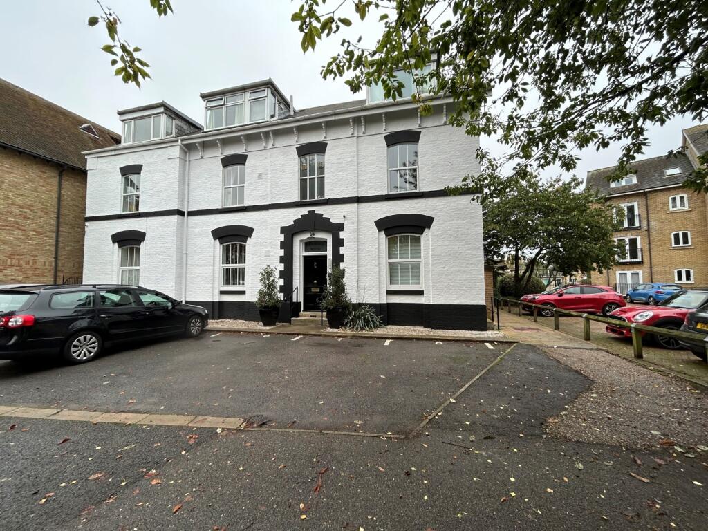 Main image of property: London Road, St. Ives, Cambridgeshire, PE27