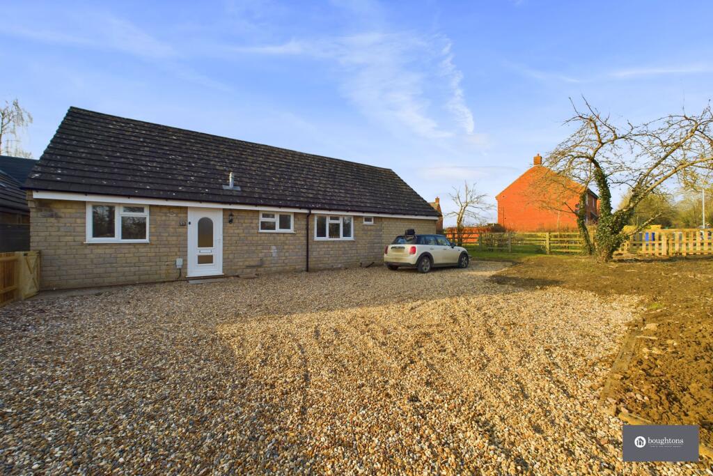 Main image of property: Brackley Road, Croughton, NN13