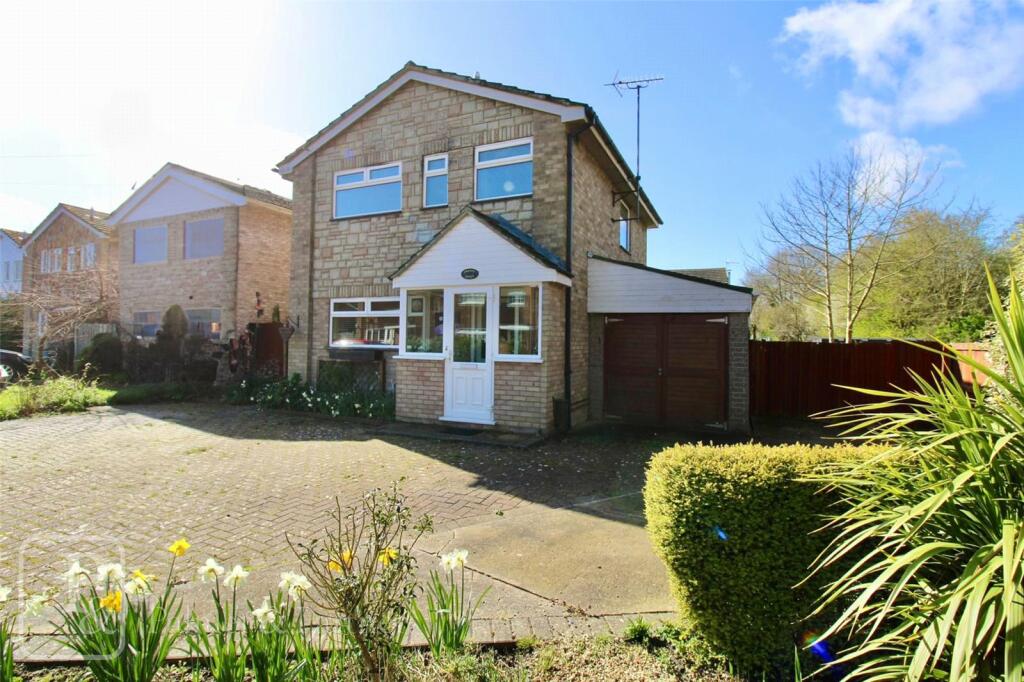 3 bedroom detached house for sale in Sweden Close, Harwich, Essex, CO12