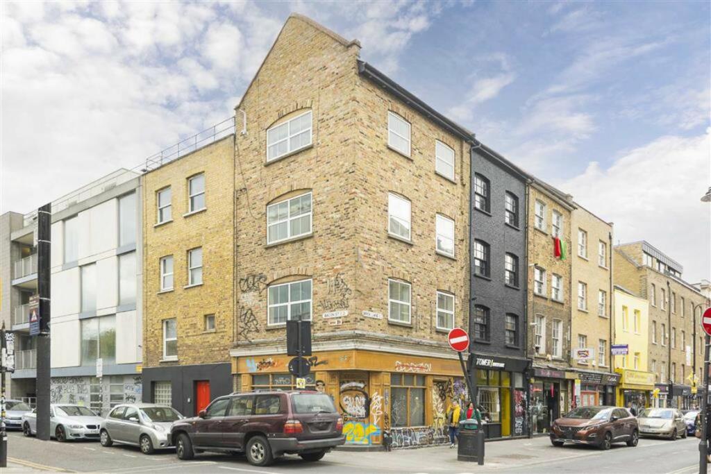 1 bedroom flat for rent in Brick Lane, Shoreditch, E1