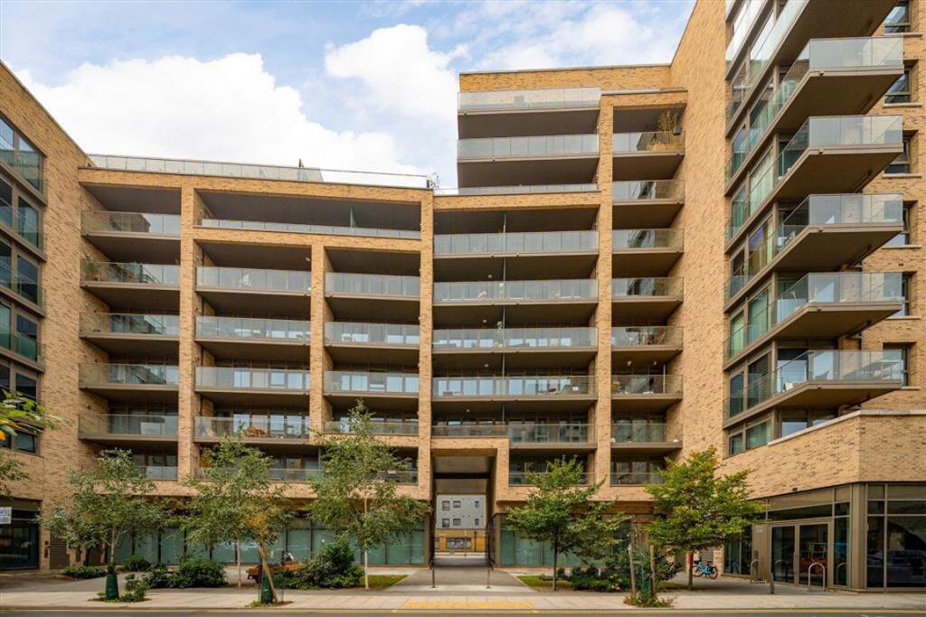 Main image of property: Hemming Street, Bethnal Green
