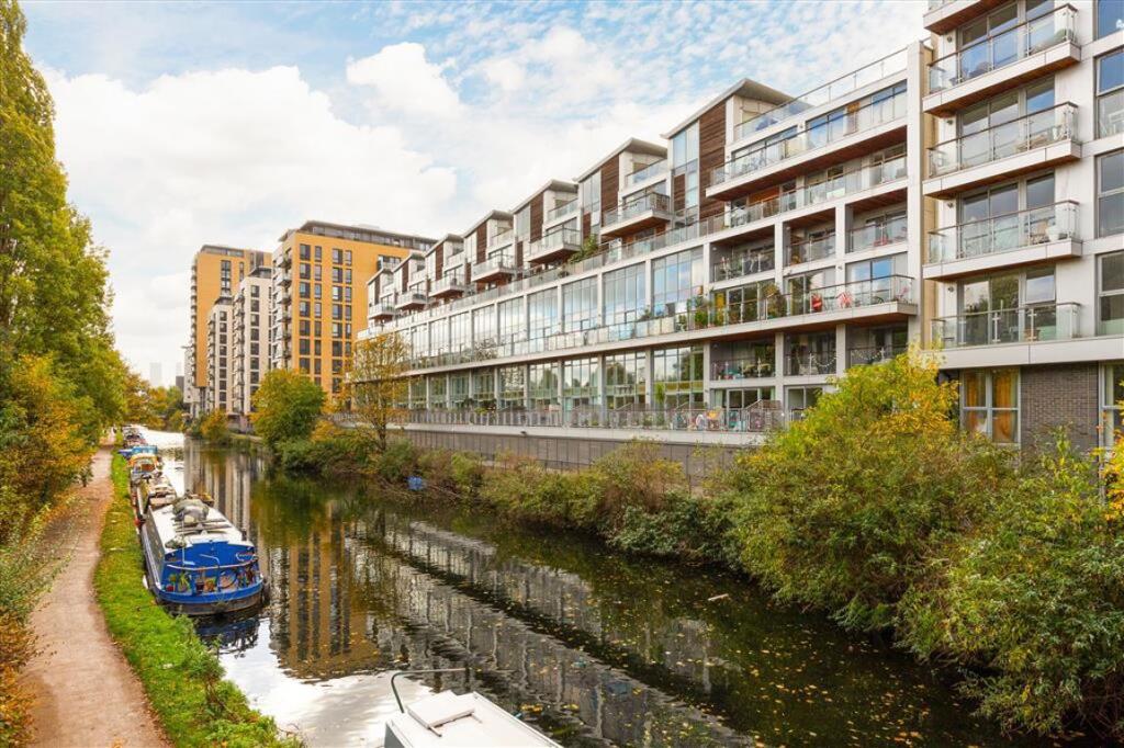 Main image of property: Palmers Road, Mile End