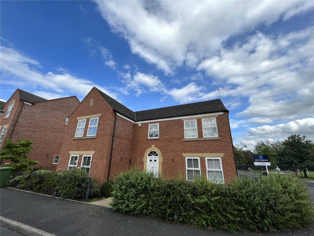 5 bedroom detached house for rent in Three Acres Lane, Shirley