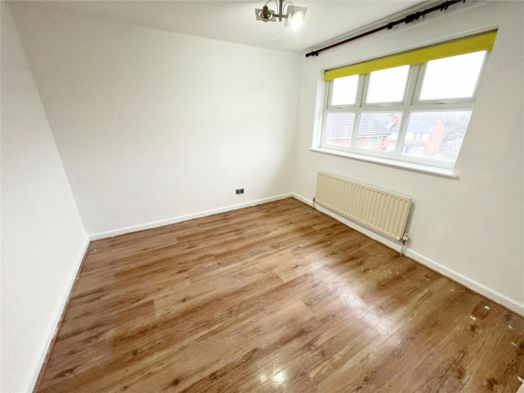 Additional property image - Graith Close, Hall Green, Birmingham, B28