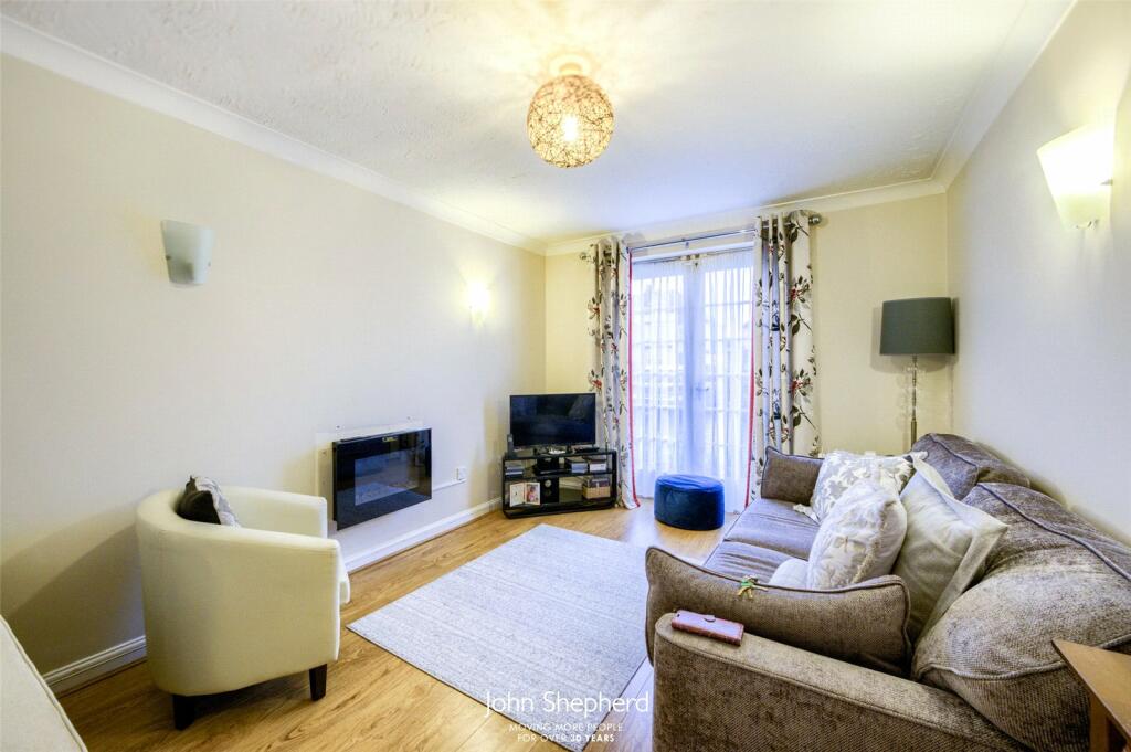 Additional property image - Warwick Road, Solihull, West Midlands, B92