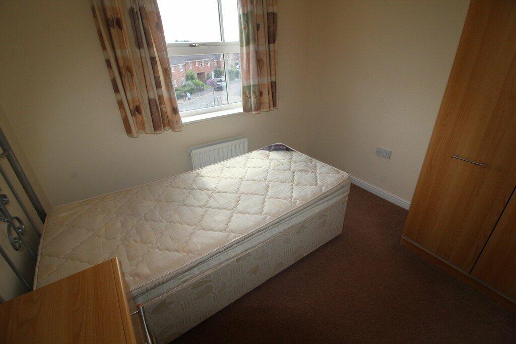 Additional property image - Rumbush Lane, Dickens Heath, Solihull, West Midlands, B90