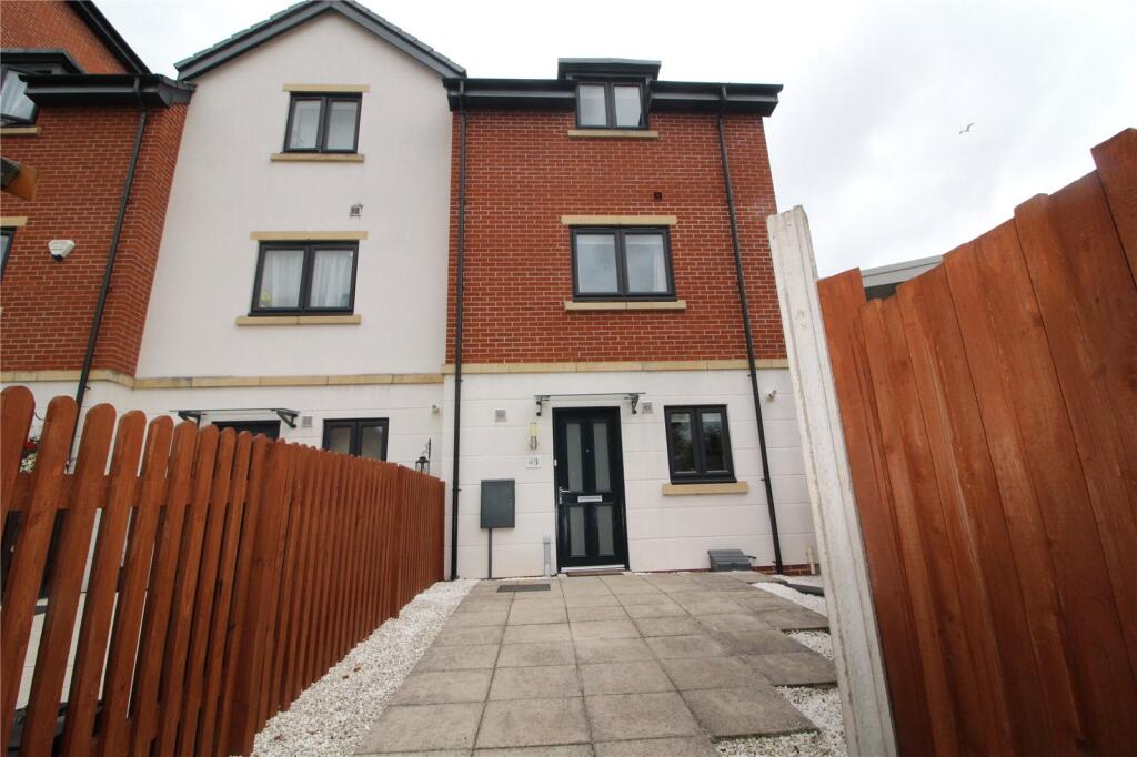 Main image of property: Parkgate Mews, Shirley, Solihull, West Midlands, B90