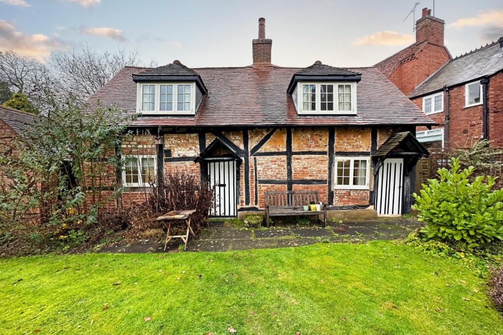 Main image of property: Lavender Hall Lane, Berkswell, Coventry, West Midlands, CV7