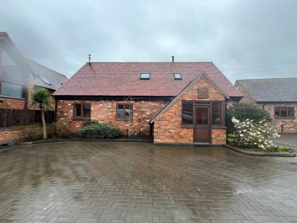 Main image of property: Bills Lane, Shirley, Solihull, West Midlands, B90