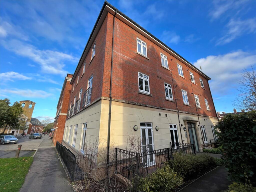 Main image of property: Old Dickens Heath Road, Shirley, Solihull, West Midlands, B90
