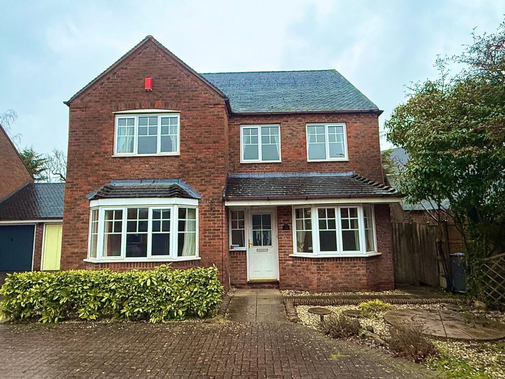 Main image of property: Hirdemonsway, Shirley, Solihull, West Midlands, B90