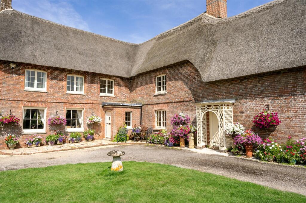 Additional property image - Shitterton, Bere Regis, Wareham, Dorset, BH20