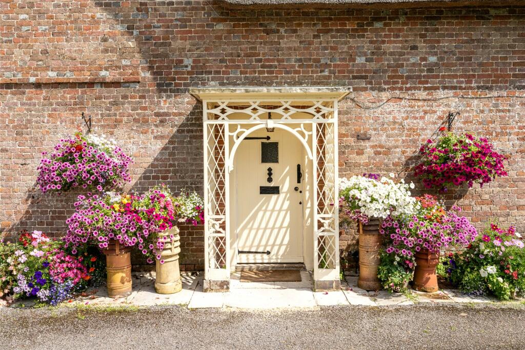 Additional property image - Shitterton, Bere Regis, Wareham, Dorset, BH20